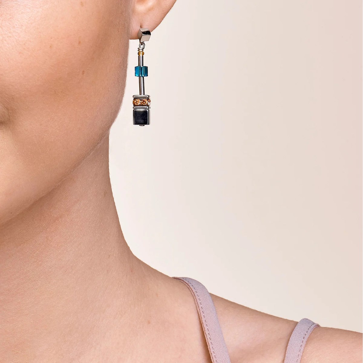 Boucles d'oreilles Coeur de lion rouge bleu argenté