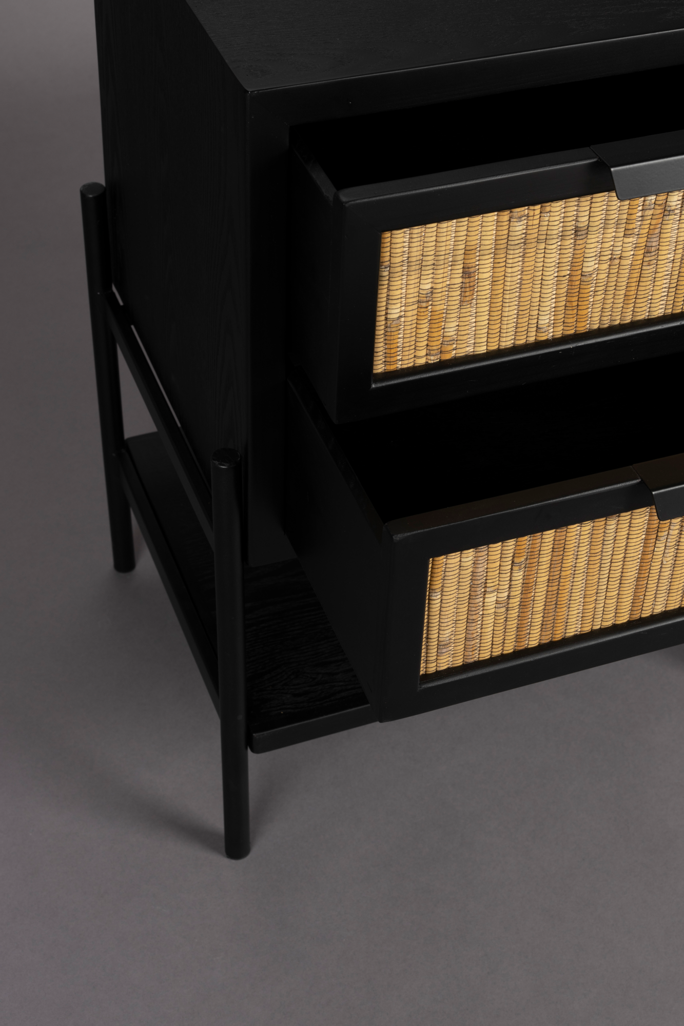 SIDE TABLE/ BEDSTAND YASU BLACK
