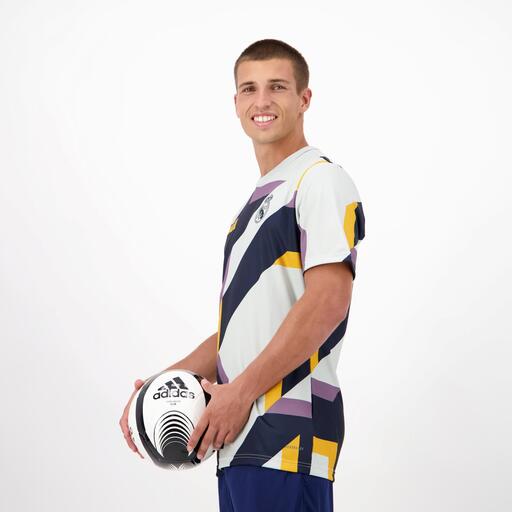 Camisa do Real Madrid para a pré-jogo da temporada 23/24