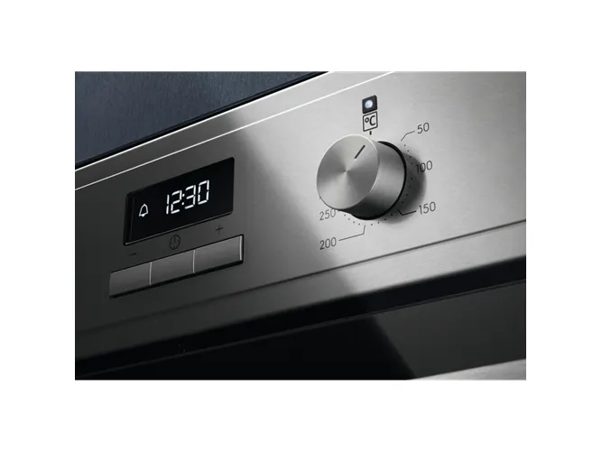 Ovn ELECTROLUX EOF 3H40X