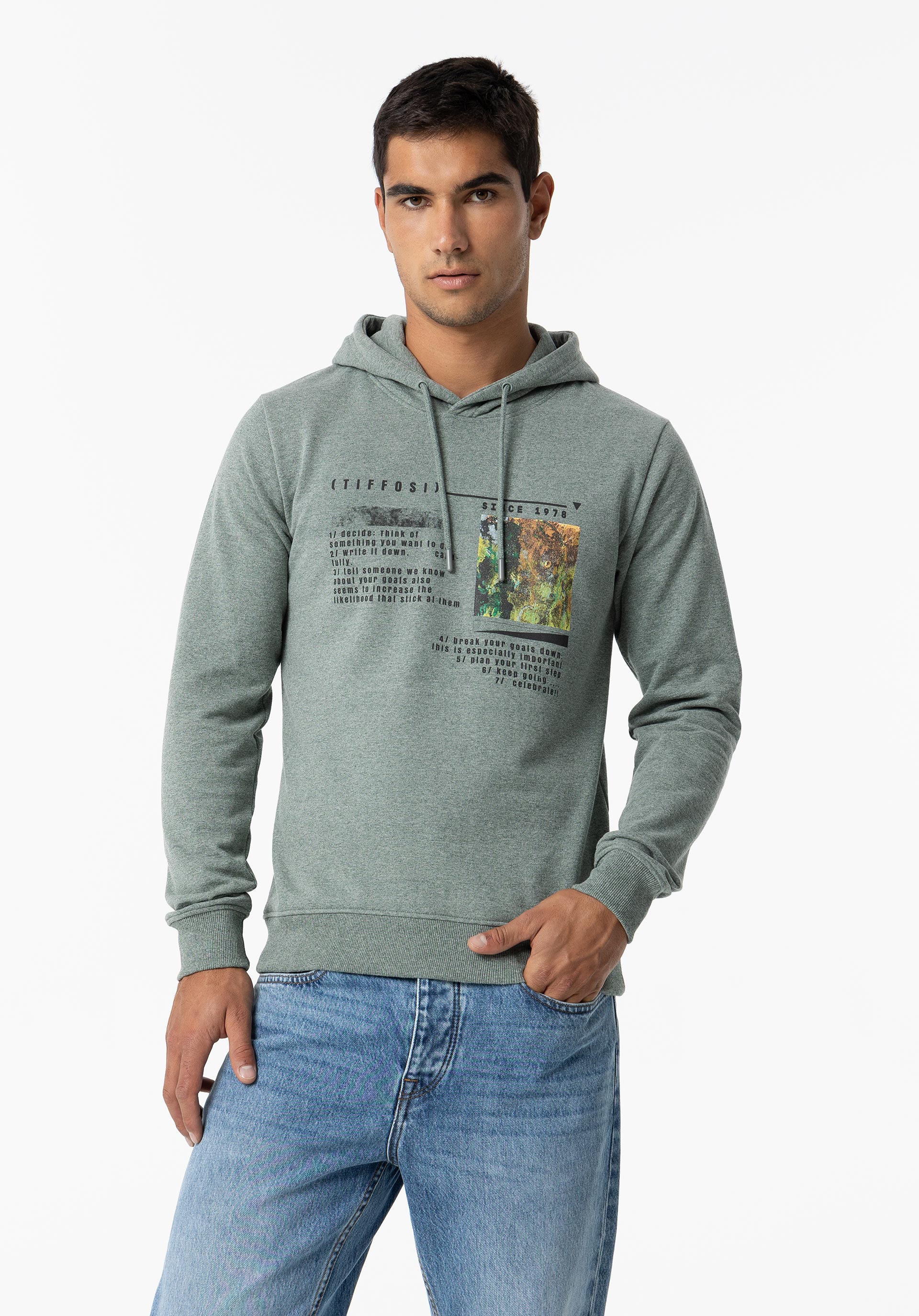 Hoodie com Estampado Frontal