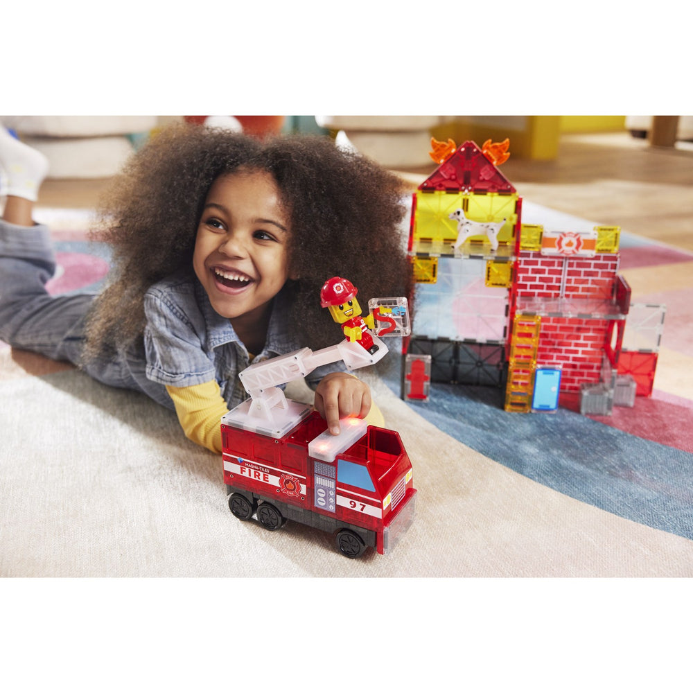 Køb Magna-Tiles® Fire Station 50 Pcs