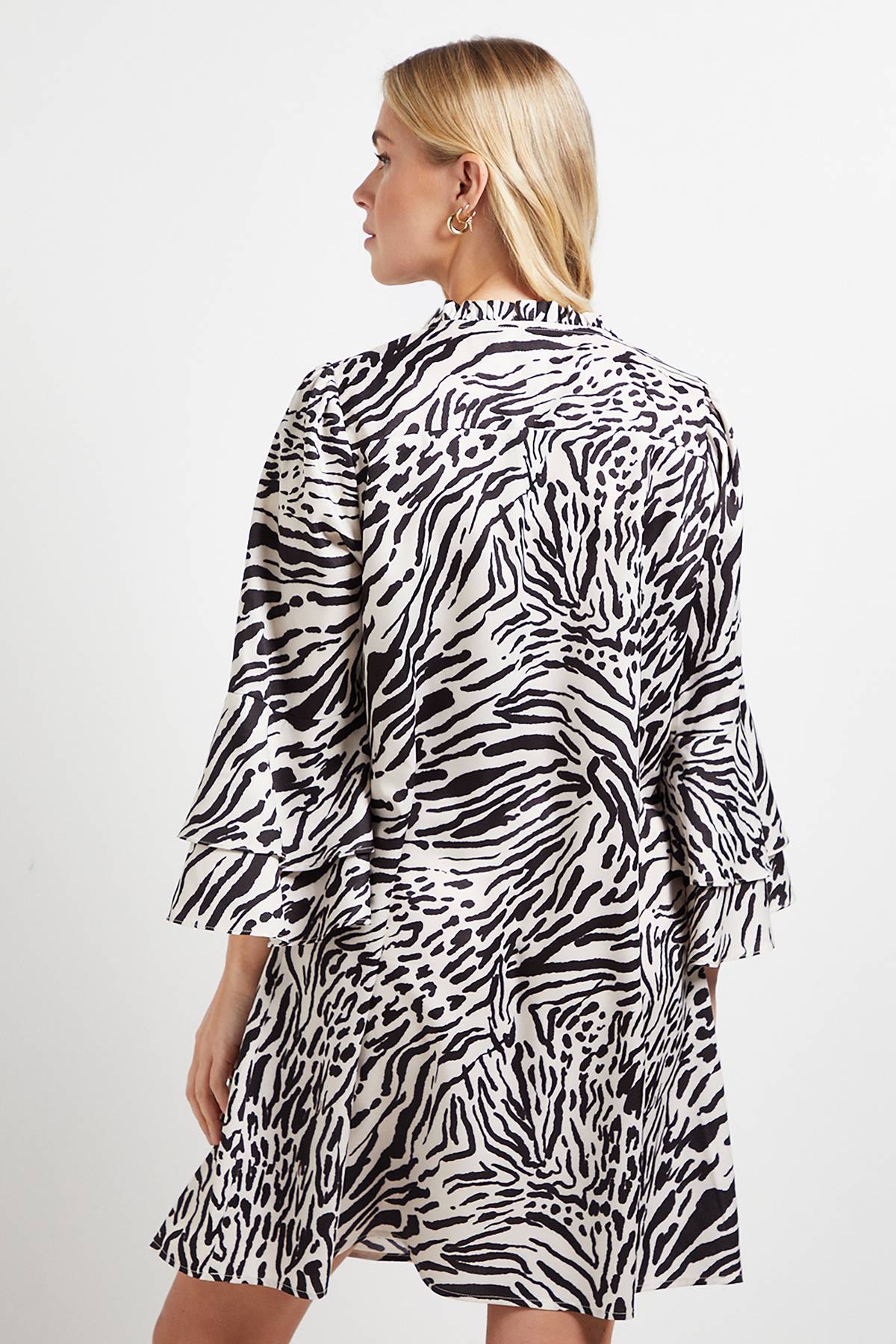 Wallis Robe Droite à Manches Volantées Imprimée Petite Taille