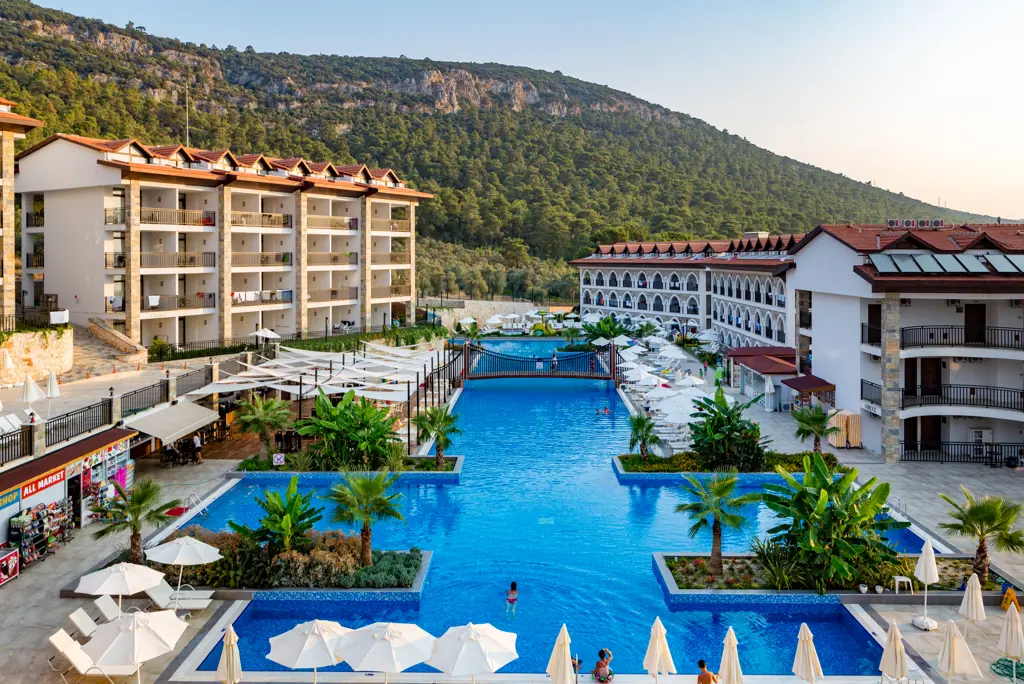 Ramada Resort Akbuk All Inclusive - Hotel