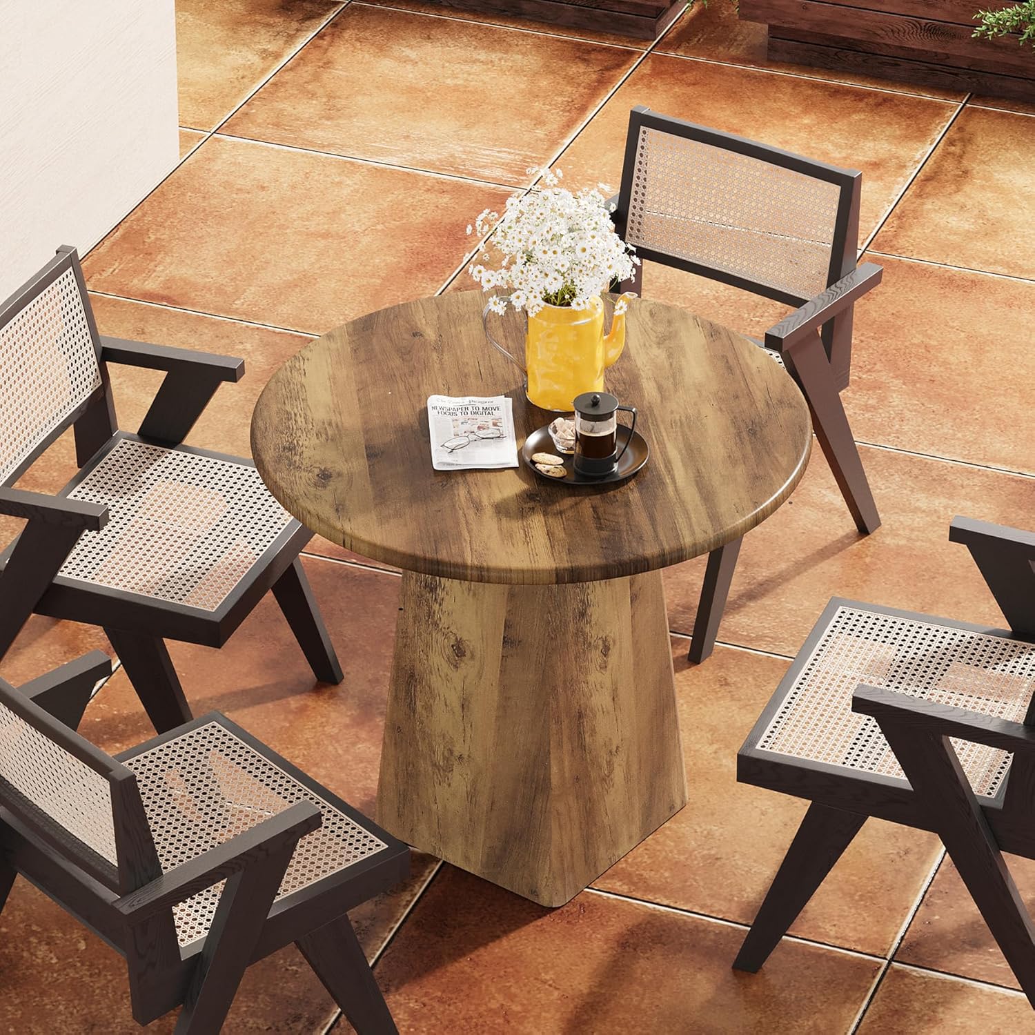 Tribesigns 80 cm runder Esstisch für 2–4 Personen, Kleiner Küchentisch im Landhausstil mit quadratischem Untergestell für Esszimmer und Wohnzimmer, rustikales Braun