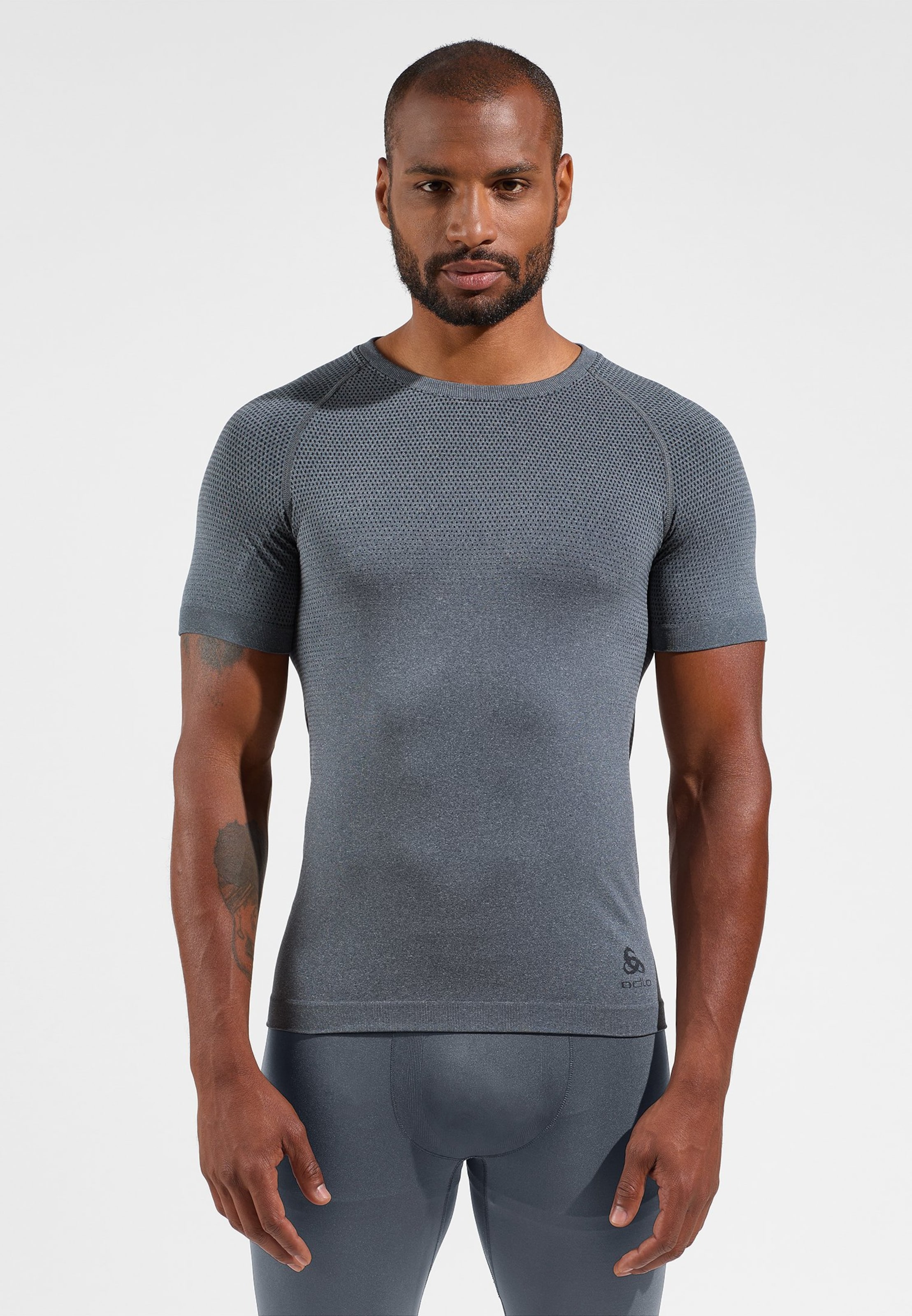Performance Light Base Layer T-shirt in grey melange