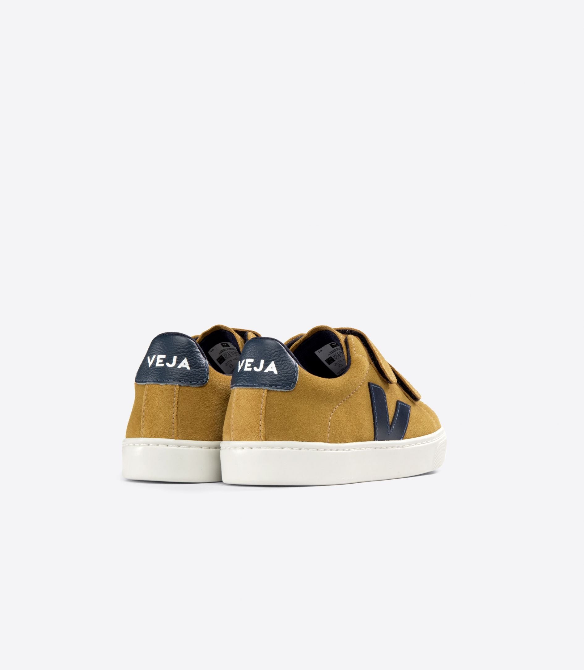 BASKETS VEJA ENFANT EN CUIR