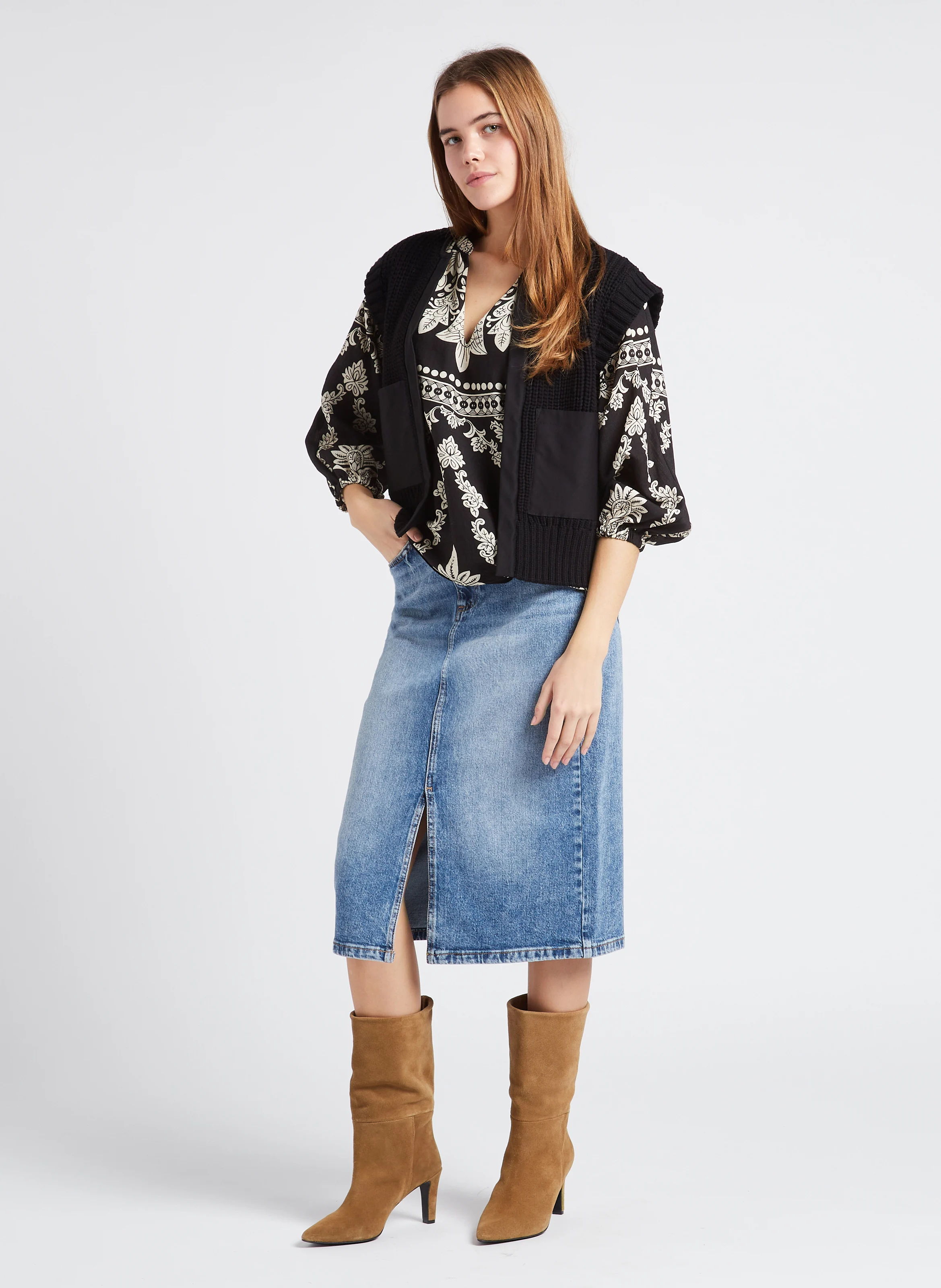 LAURENA - Gilet col rond en coton melangé | Noir