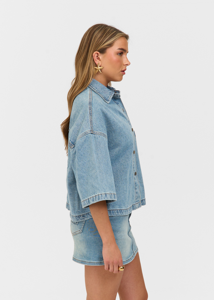 Denim logo blouse korte mouw smokey blauw