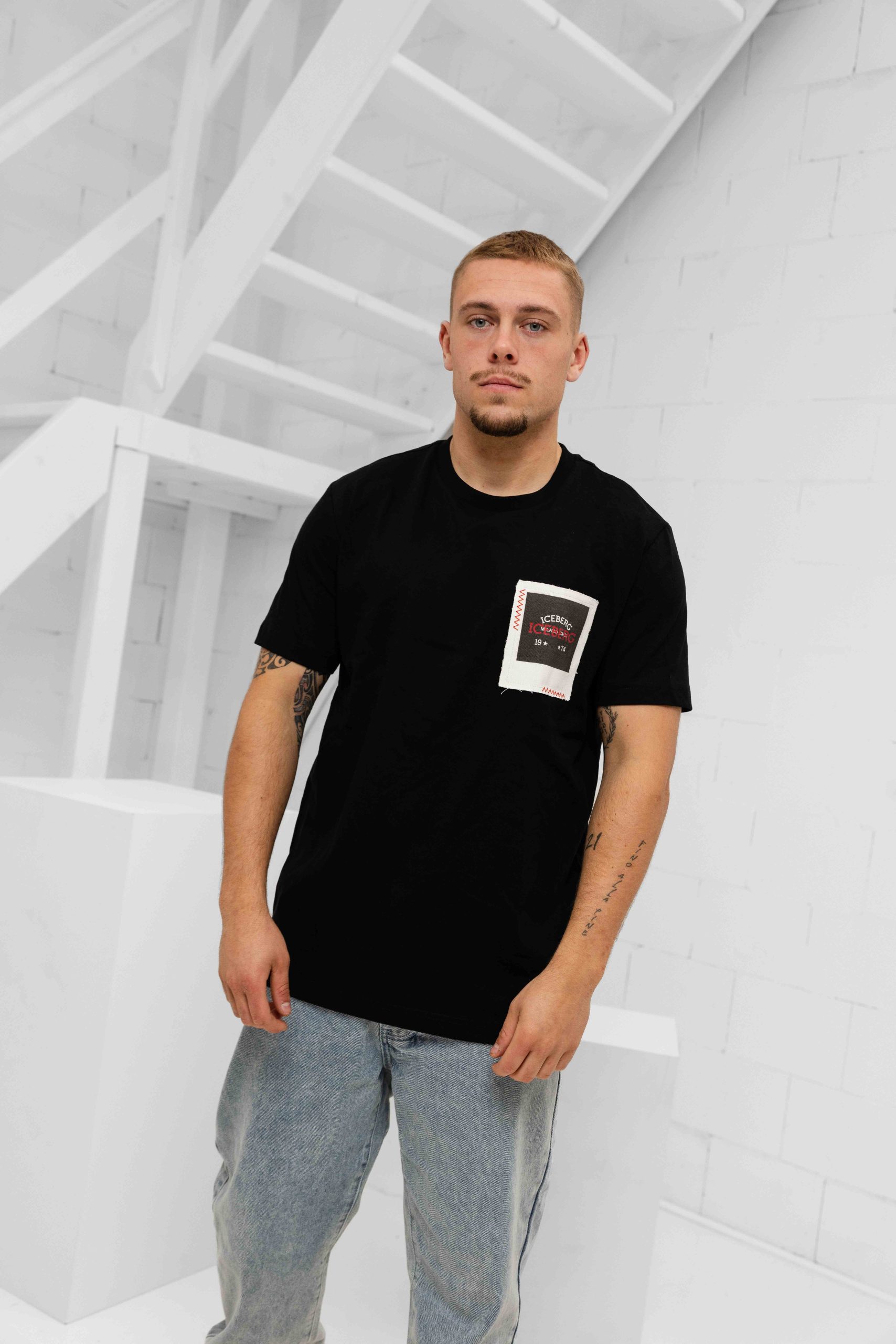 Iceberg 5D F042 Jersey T-Shirt Heren Zwart