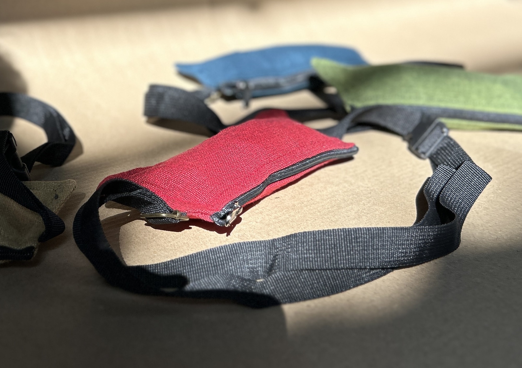 Bauchtasche rot, 100% Baumwolle, B 27 cm, H 9 cm günstig bestellen