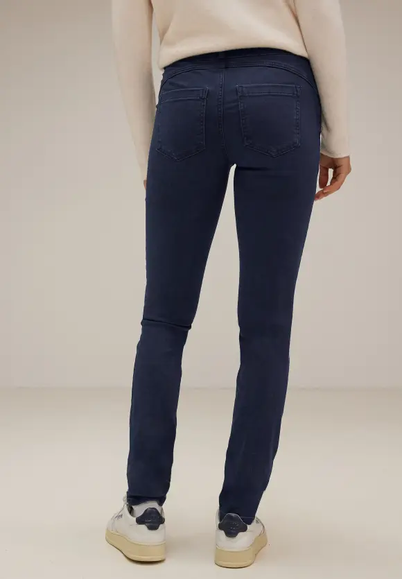 Slim Fit Free to Move Jeans - deep indigo wash
