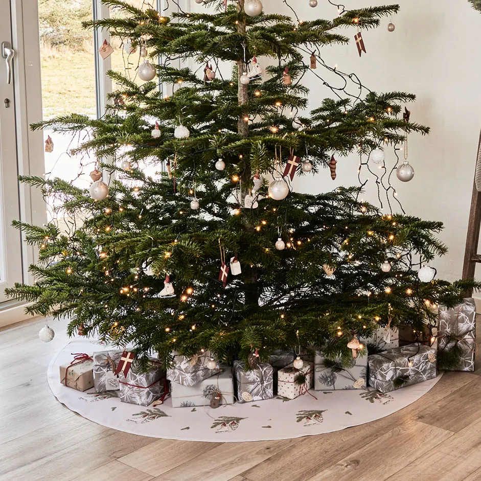 Klarborg Juletræstæppe - Nisserik