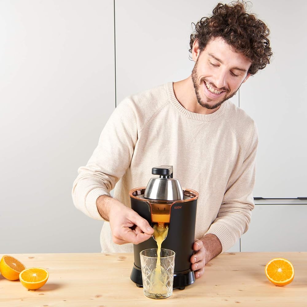 Taurus Easy Press 600 - Presse agrumes électrique levier professionnel 600W, Moteur à courant alternatif, 2 cônes pour tous les agrumes, 650ml, Filtre en inox, Amovible, Noir : Cuisine et Maison
