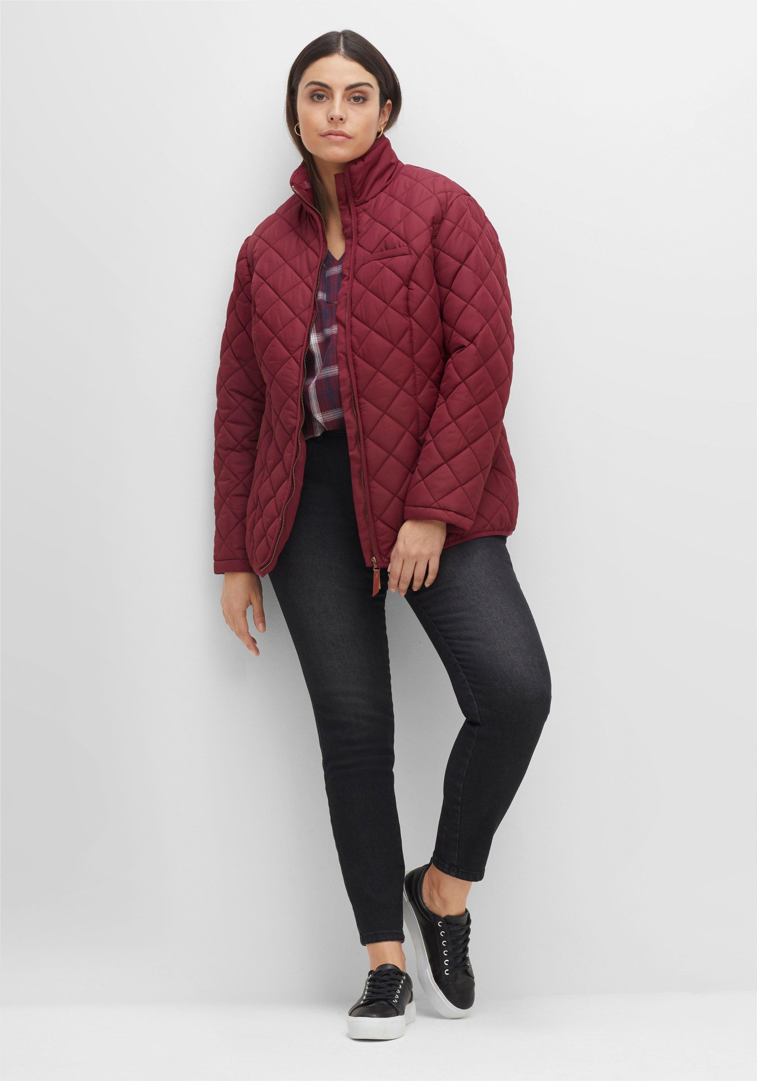 Steppjacke mit hoch schließendem Stehkragen