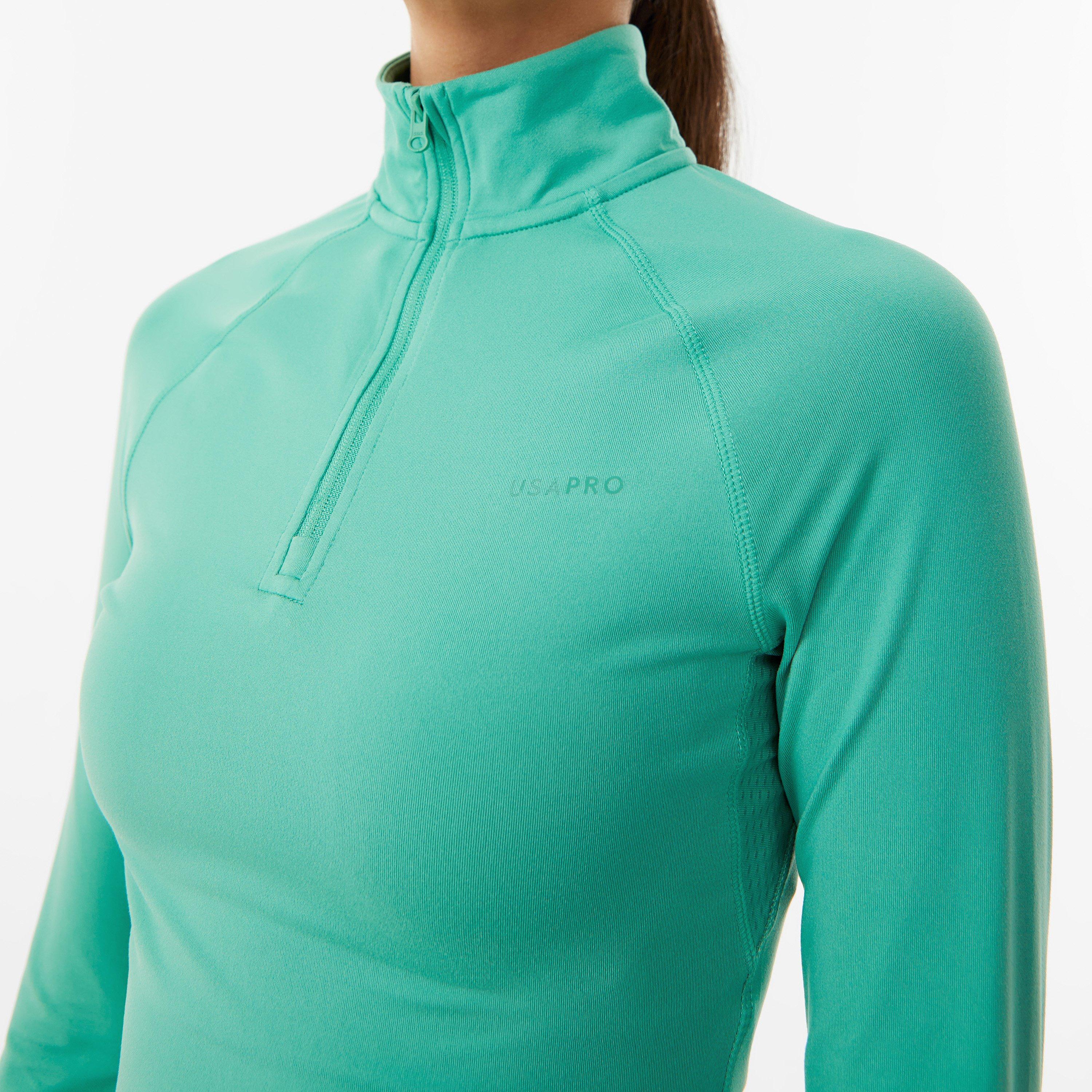 USA Pro x Sophie Habboo MidquarterZip Top