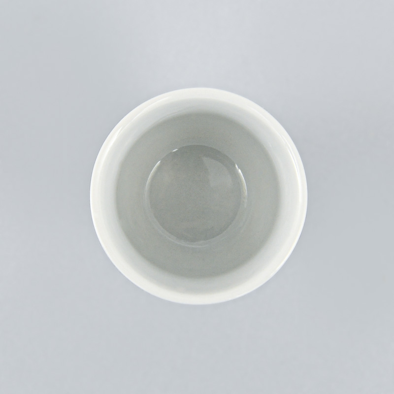 Coquetier blanc en porcelaine