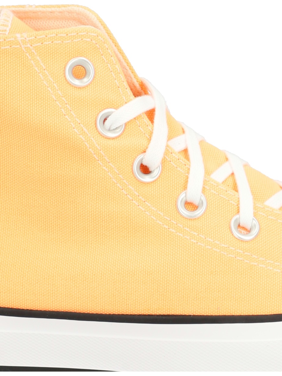 CHUCK TAYLOR ALL STAR