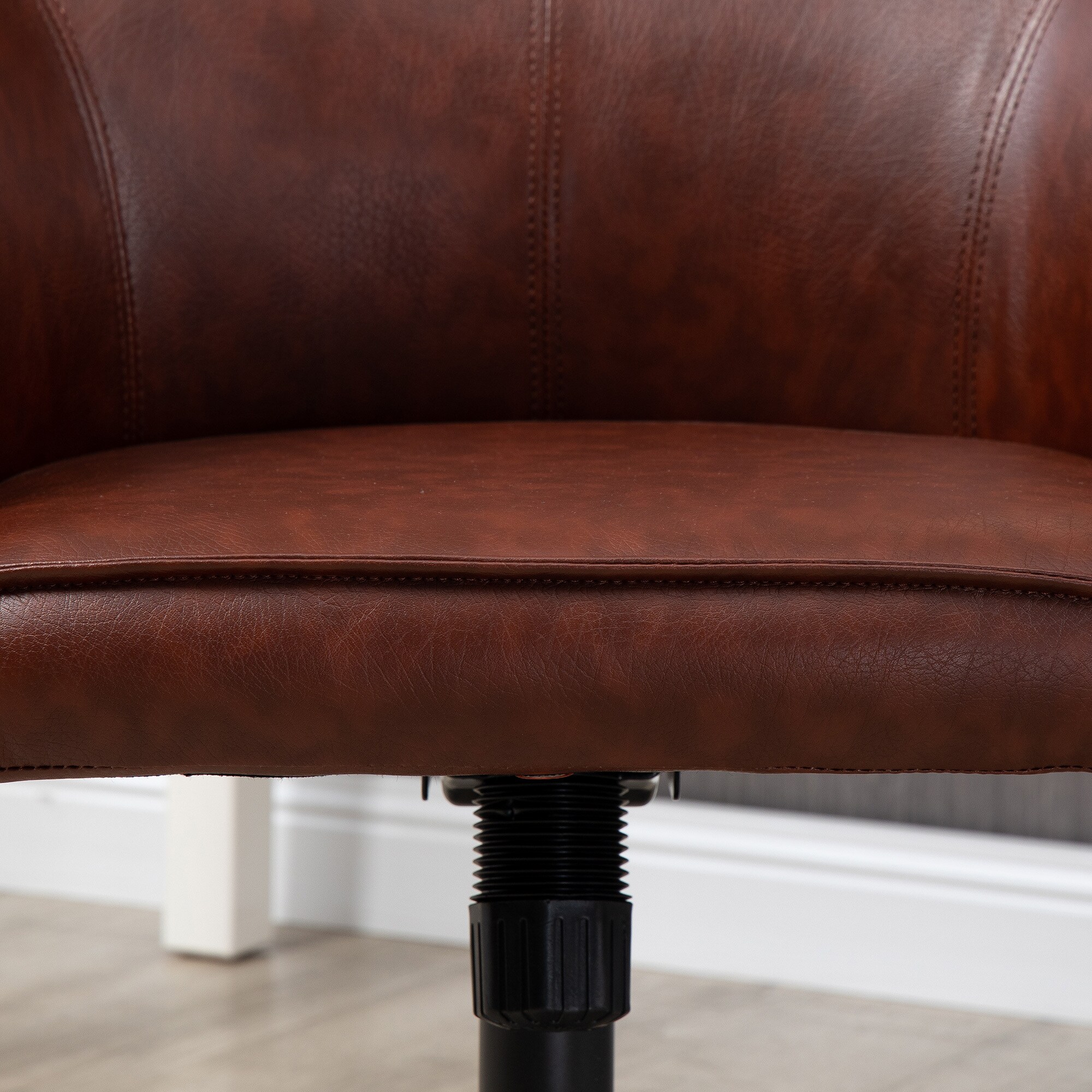 Vinsetto Bürostuhl mit Rollen braun 58,5L x 62B x 91H cm
