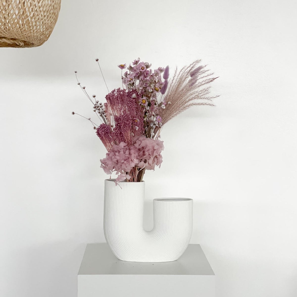 Lentemagie: een boeket droogbloemen in delicate pasteltinten