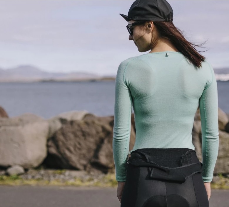Isadore Women´s 100% LS Merino Baselayer Cascade
