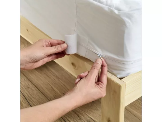 Housse de matelas intégrale anti punaises de lit - 90x190cm