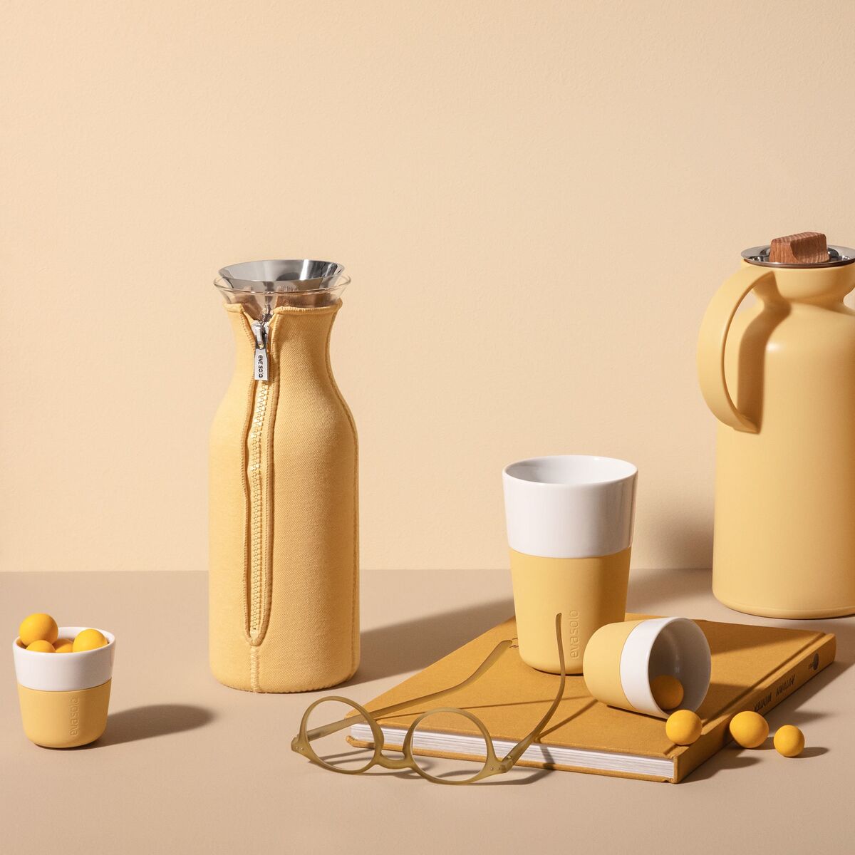 Kjøleskapskaraffel 1 liter, golden sand