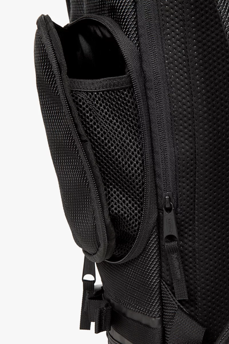 Eastpak Tecum Top CNNCT 23 L Rucksack
