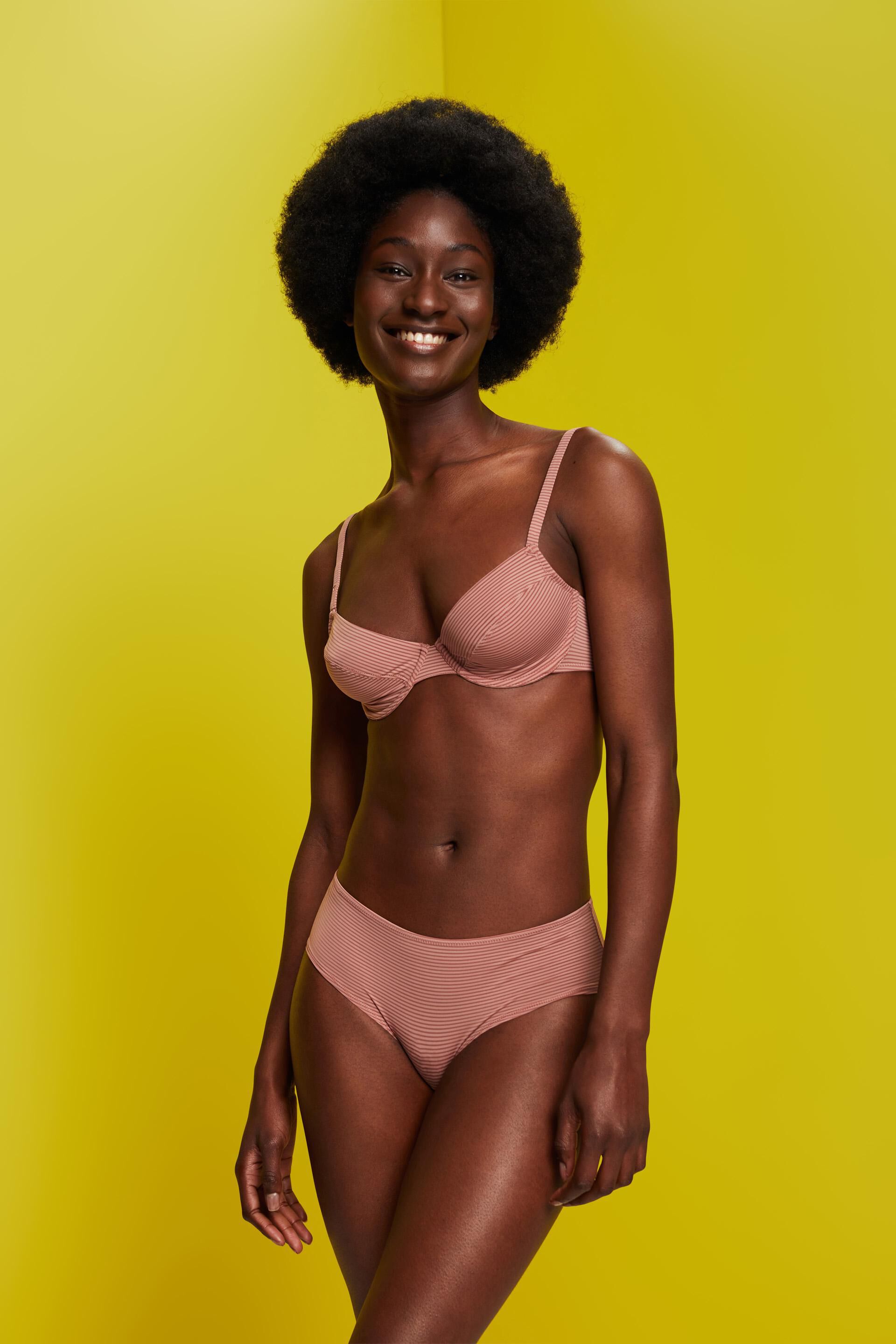 En matière recyclée le soutien-gorge à armatures en microfibre