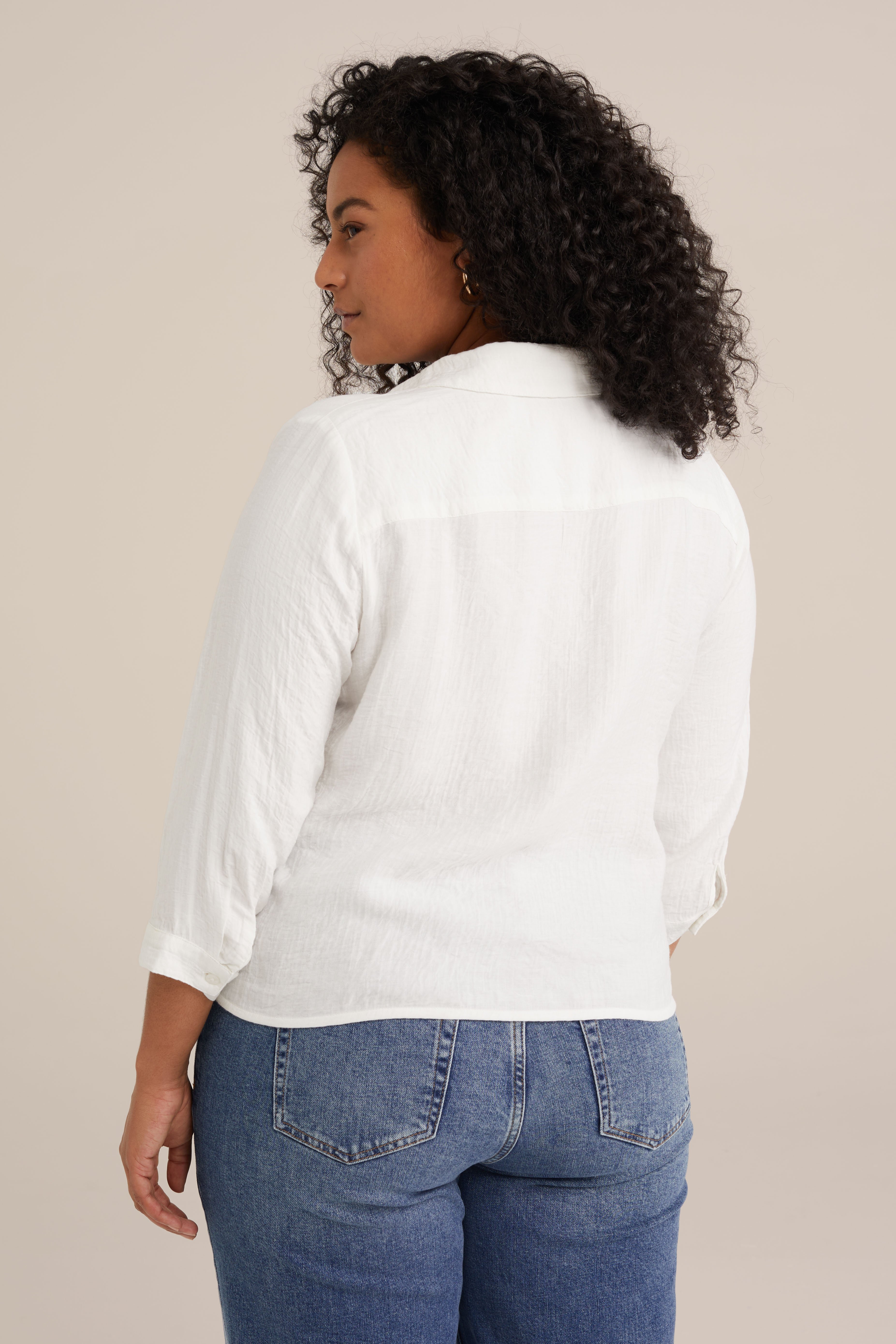 blouse met knoopdetail - Curve WE Fashion Wit