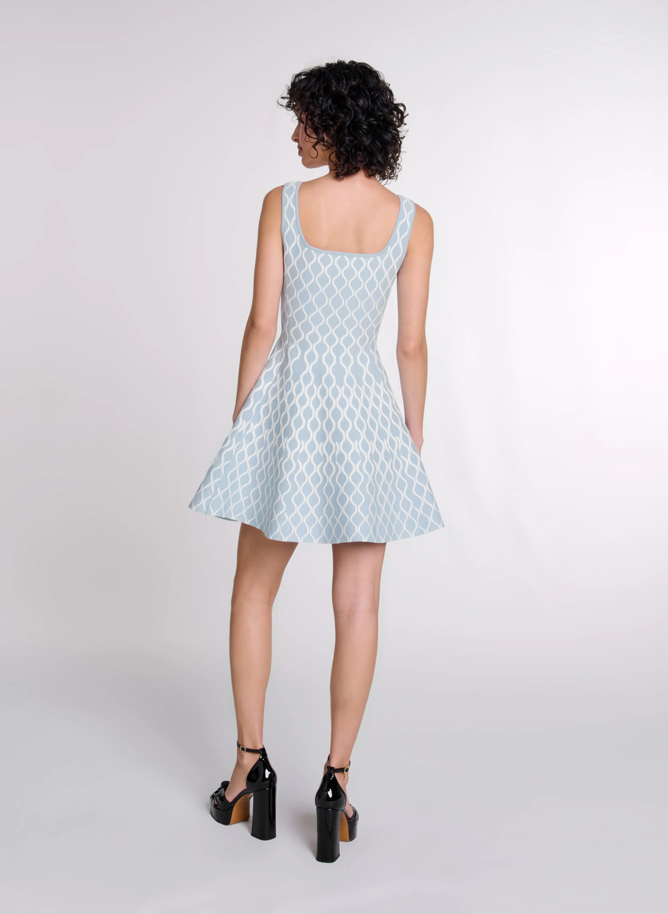 Robe courte col carré en maille jacquard | Bleu