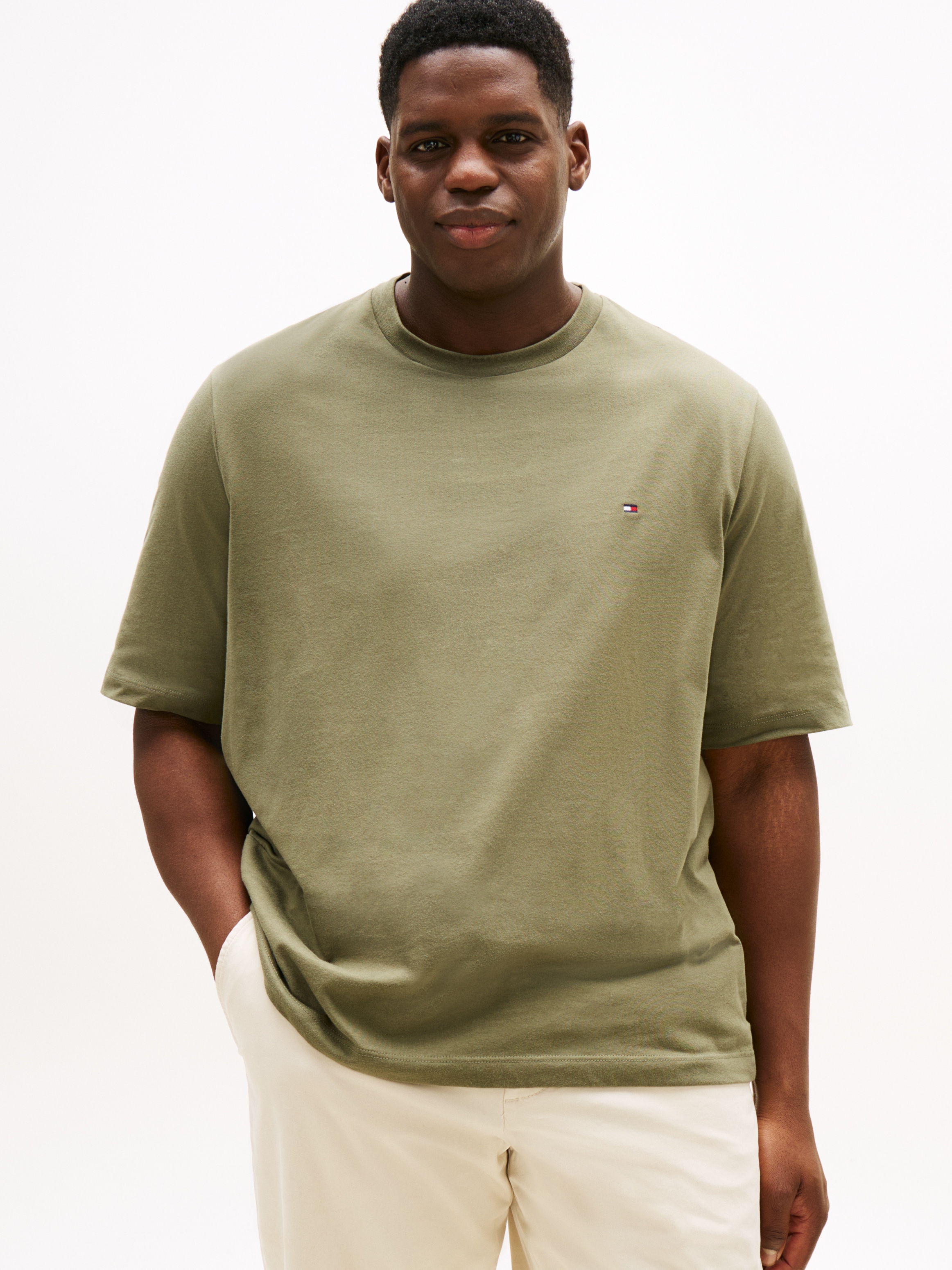 Tommy Hilfiger Big & Tall T-Shirt »BT-ESS SEASONAL REG SOLID TEE-B«, Grosse Grössen