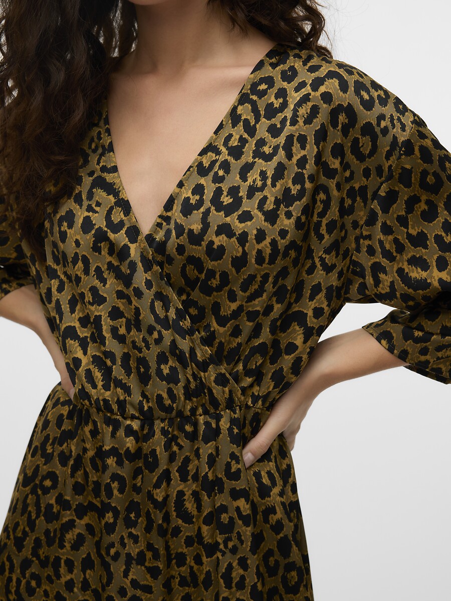 VERO MODA<br>Vestido longo estampado com decote em V