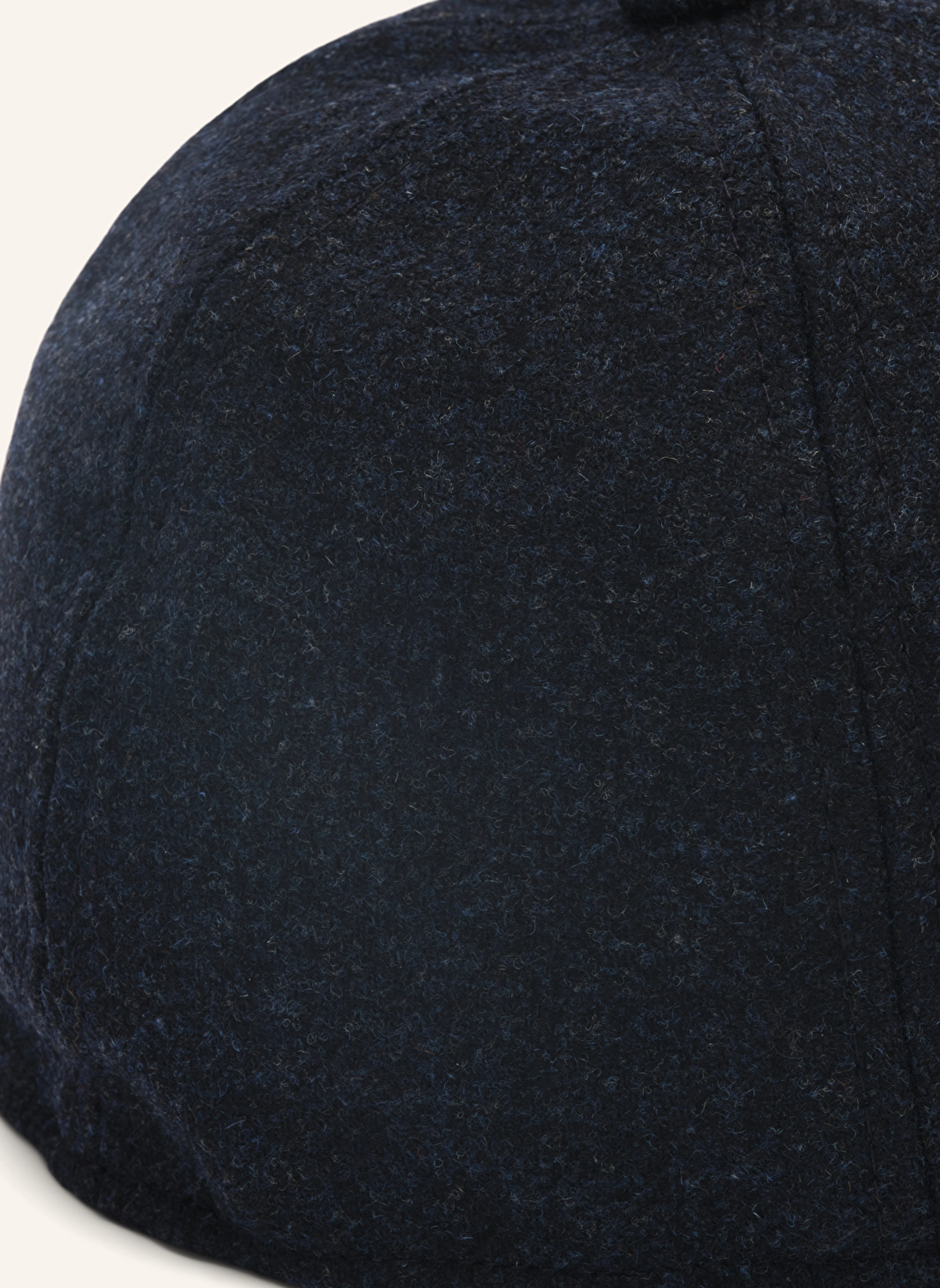 LOTTUSSE Wollkappe