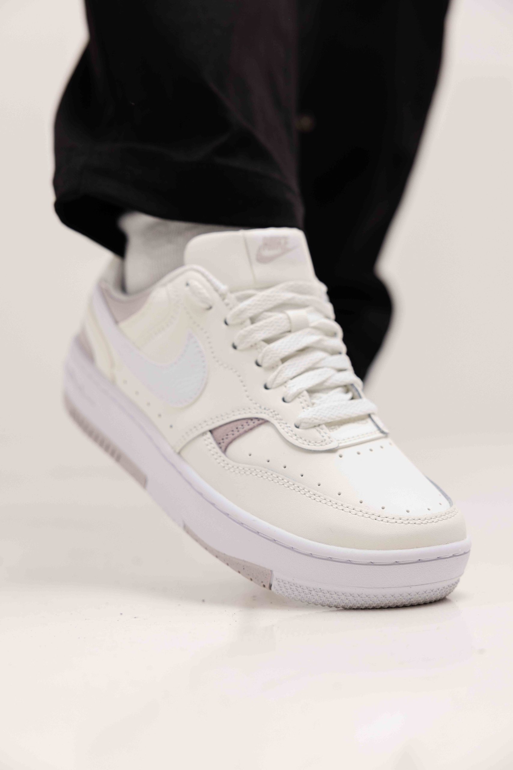 Nike Gamma Force Sneakers Dames Wit/Gebroken Wit