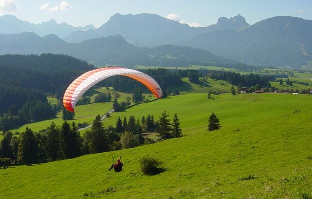Gleitschirmfliegen Schnupperkurs in Marktoberdorf als Geschenk