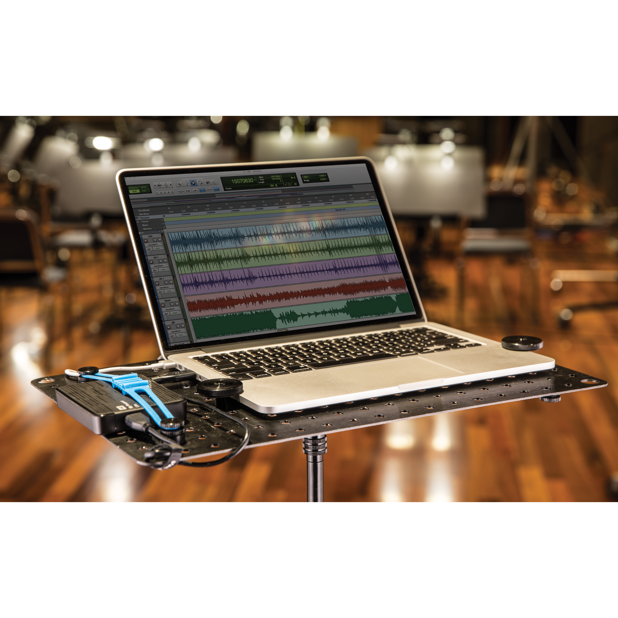 Triad-Orbit IO-Desk laptop platform