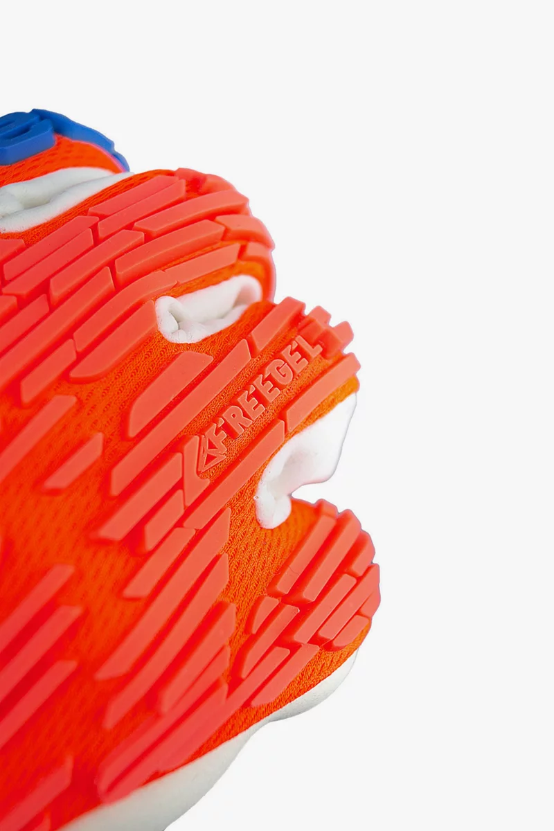 Reusch Attrakt Freegel Gold X Torwarthandschuh