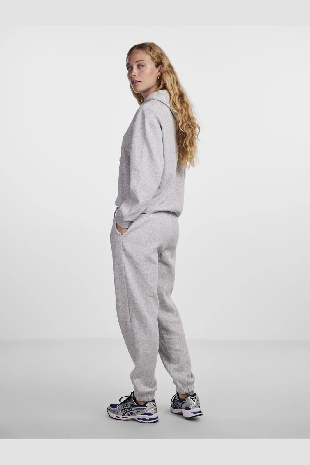 Pieces Pcchilli Sweat Pants 3595558 light grey melange