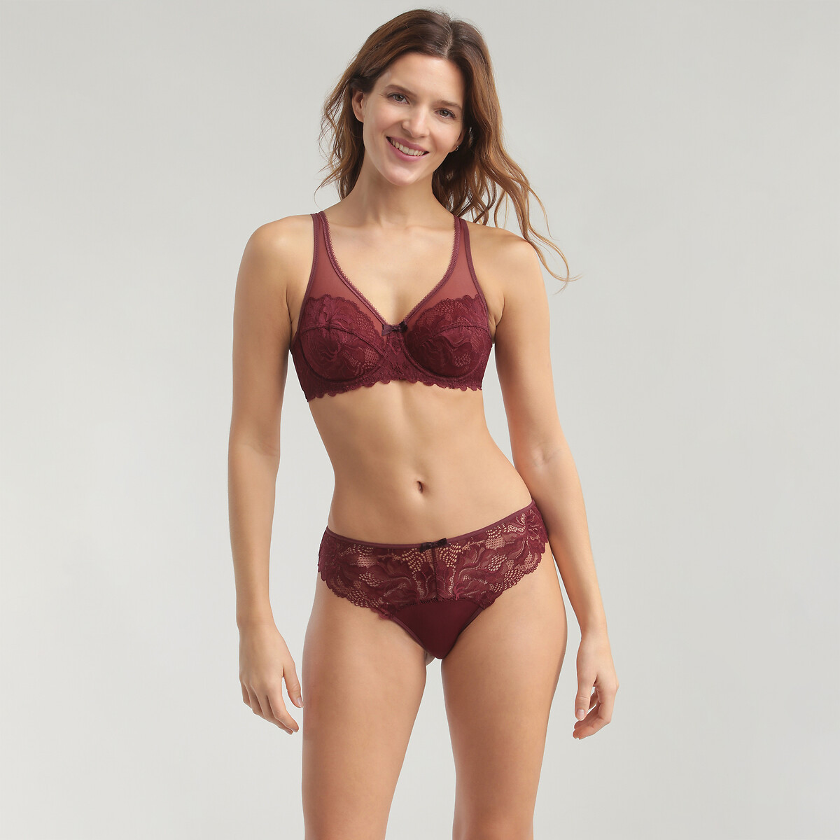 DIM<br>Tanga Generoso em Kant