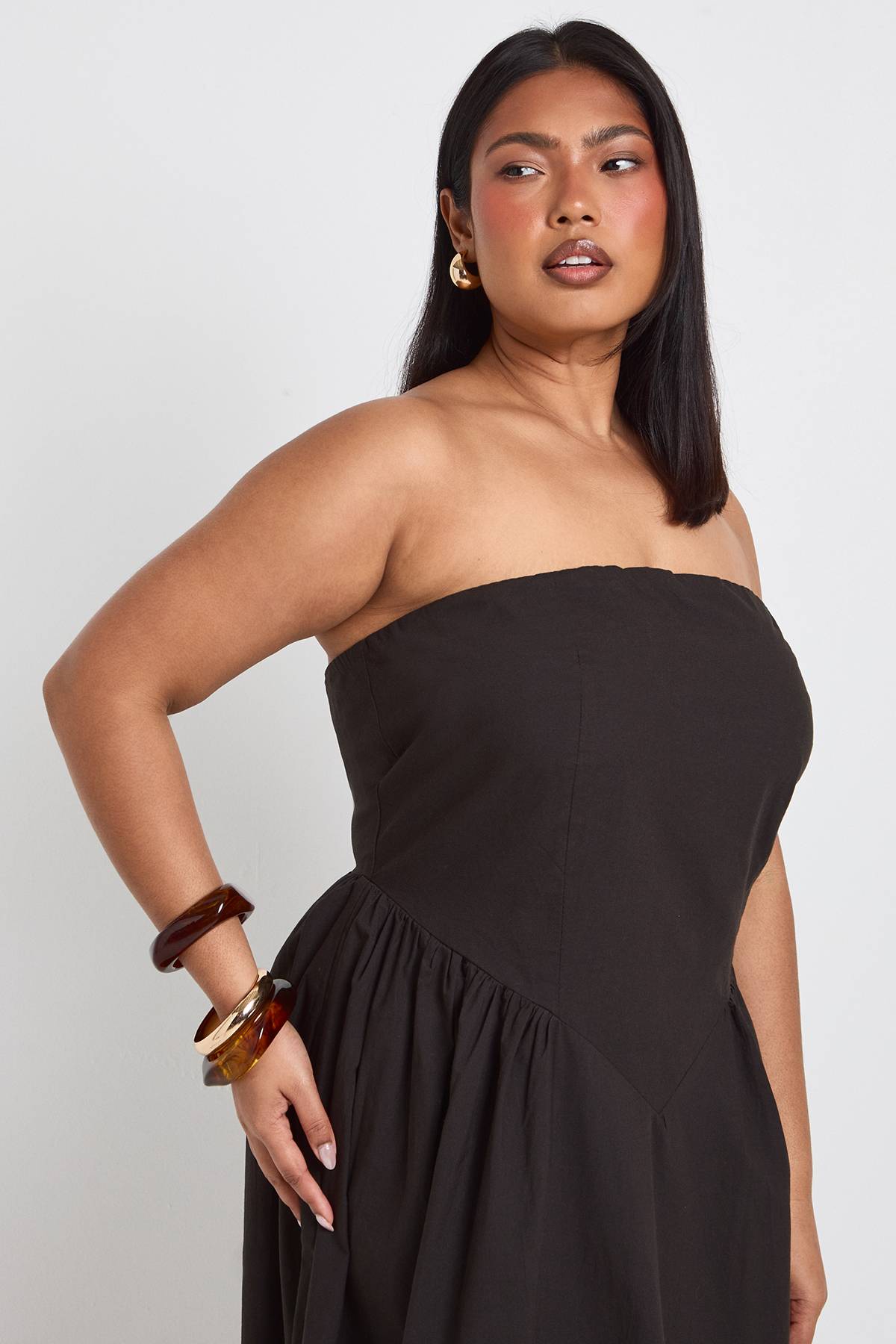 boohoo Robe Midaxi À Bandeau Grande Taille