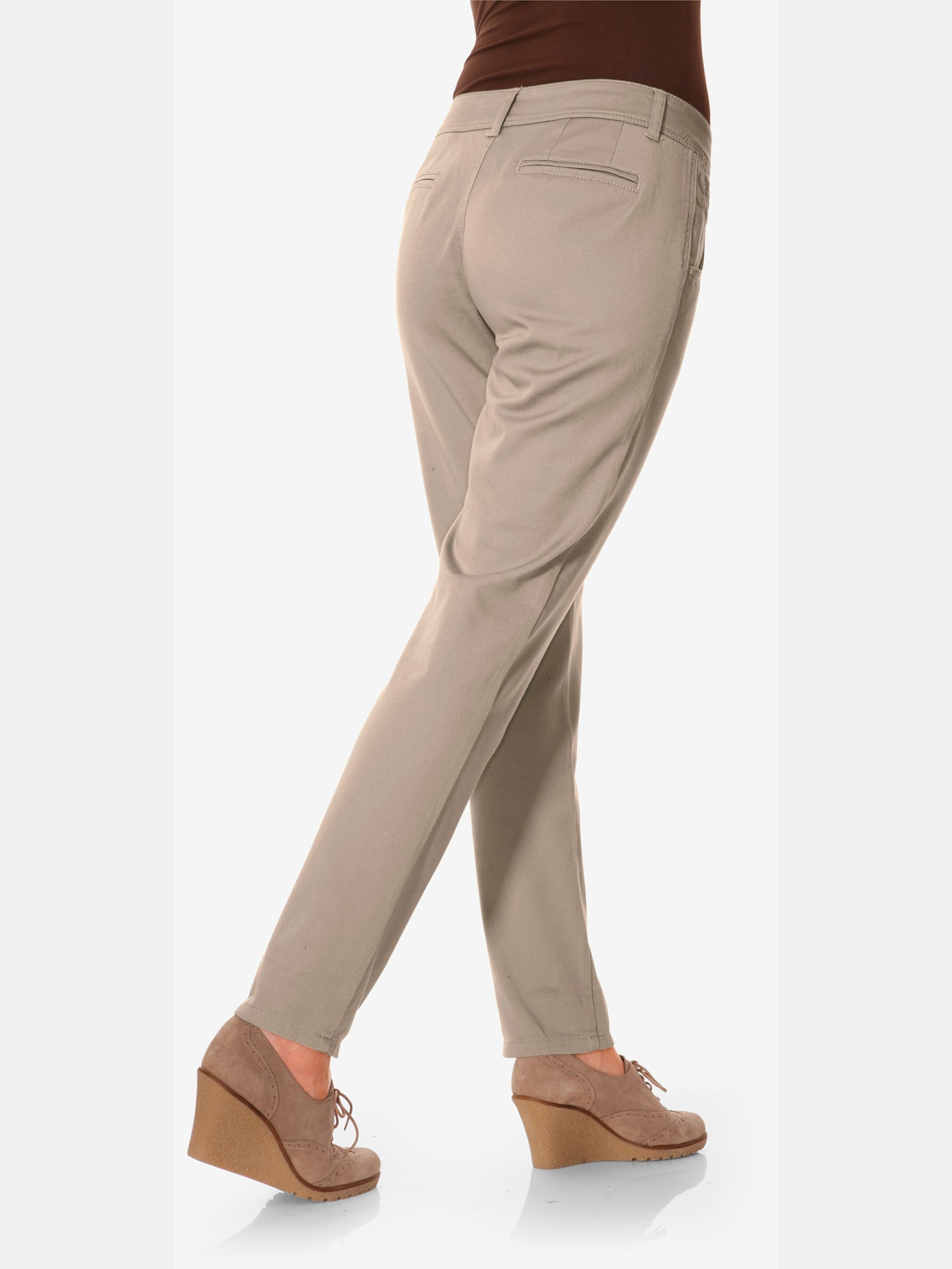 Pantalon chino coupe carotte