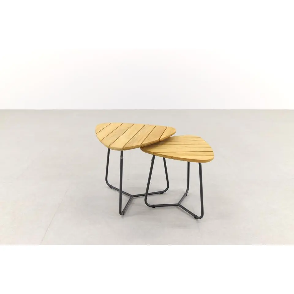4 Seasons Verdi set van 2 teak driehoekige salontafels