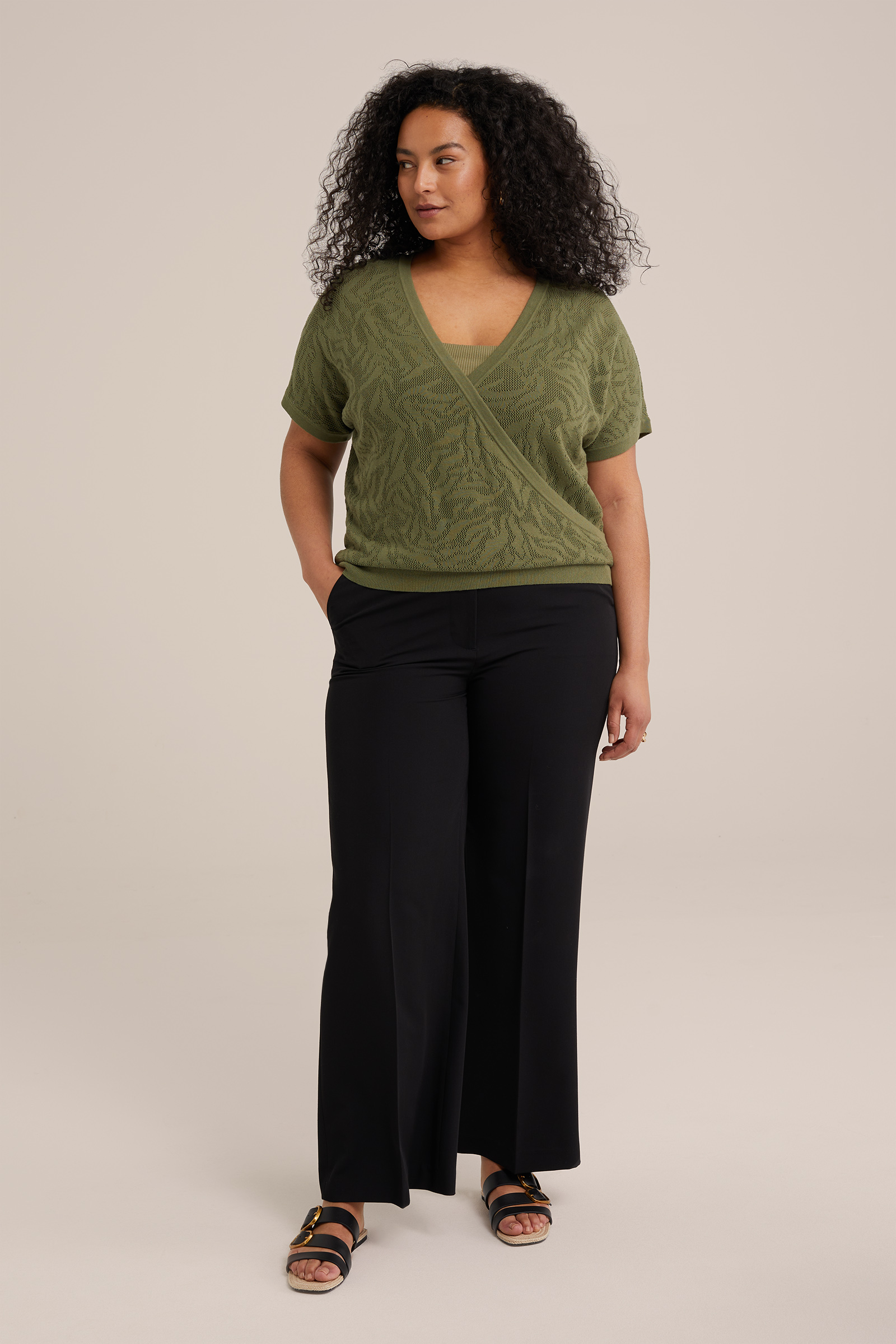 gebreide top met opengewerkt dessin - Curve WE Fashion Legergroen