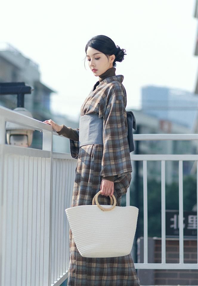 Birds & Mounts - Geruite kimono met lange mouwen
