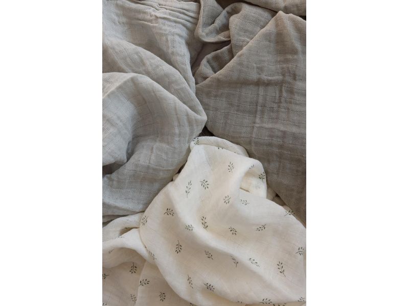 sebra Mulltuch Nuscheli 3-er Set Sophora Leaves, 75 cm x 75 Multifunktionale Spucktücker