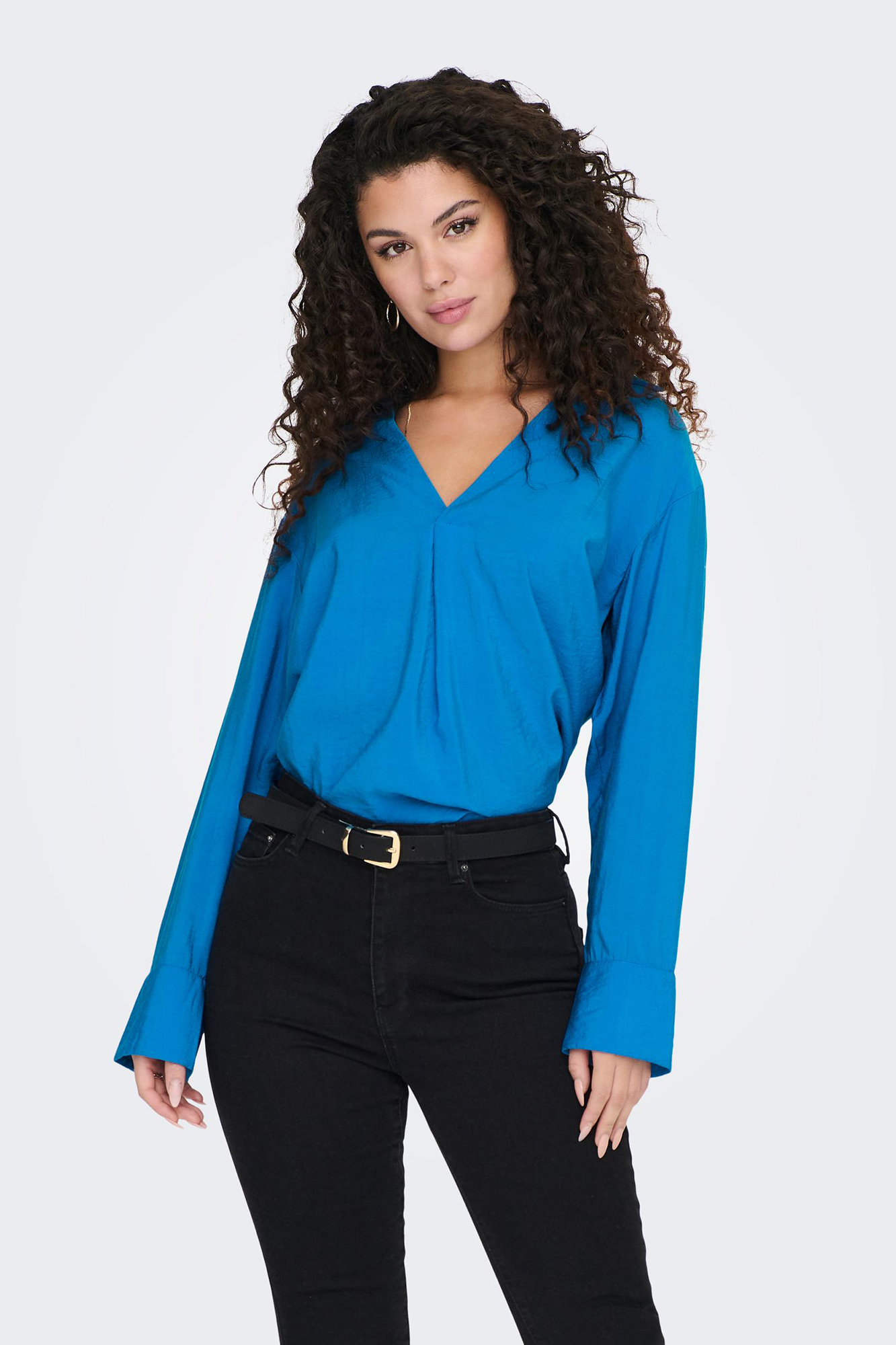 Blusa fluida com decote em V