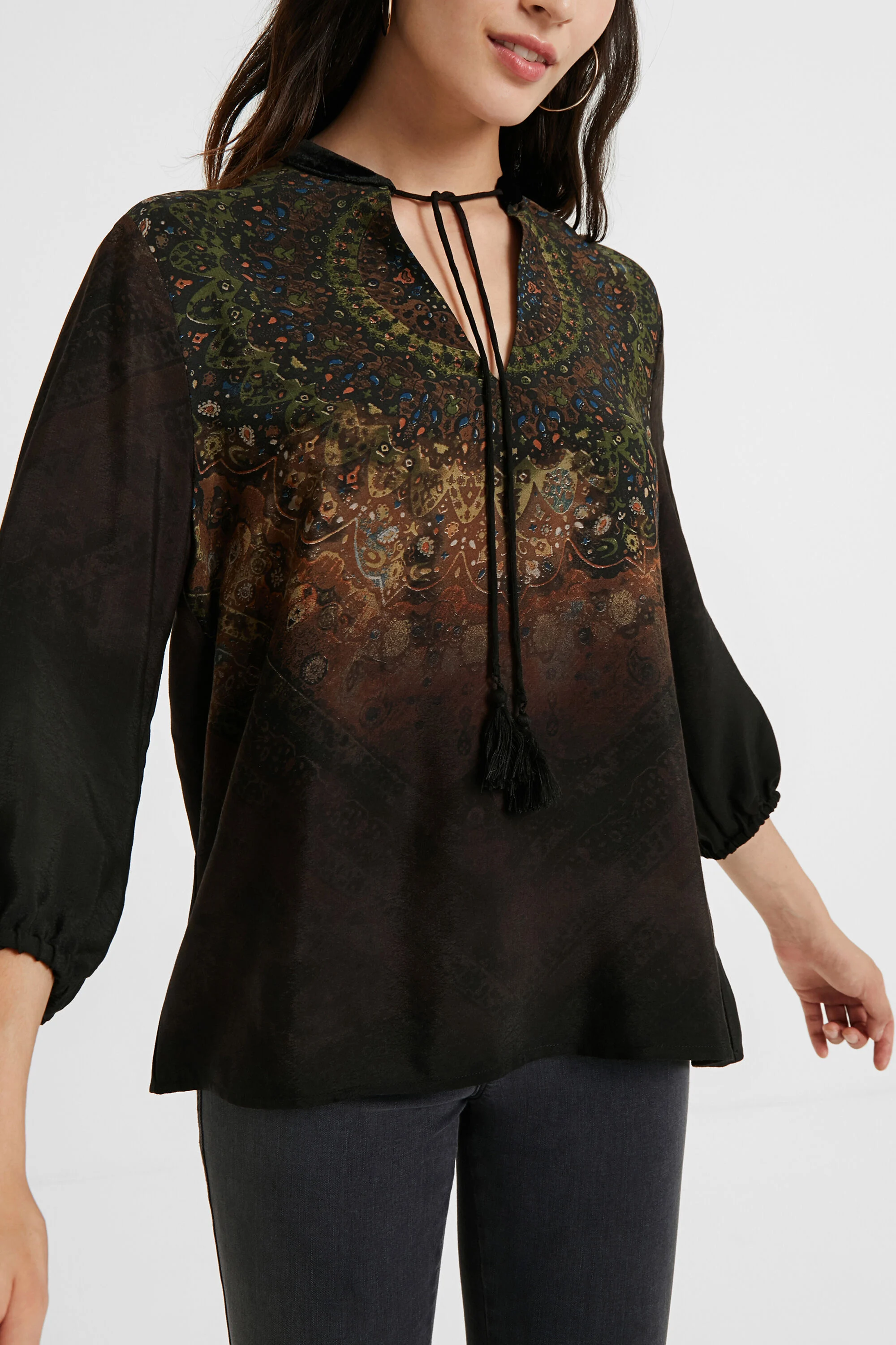 Blusa estampada com mangas 3/4
