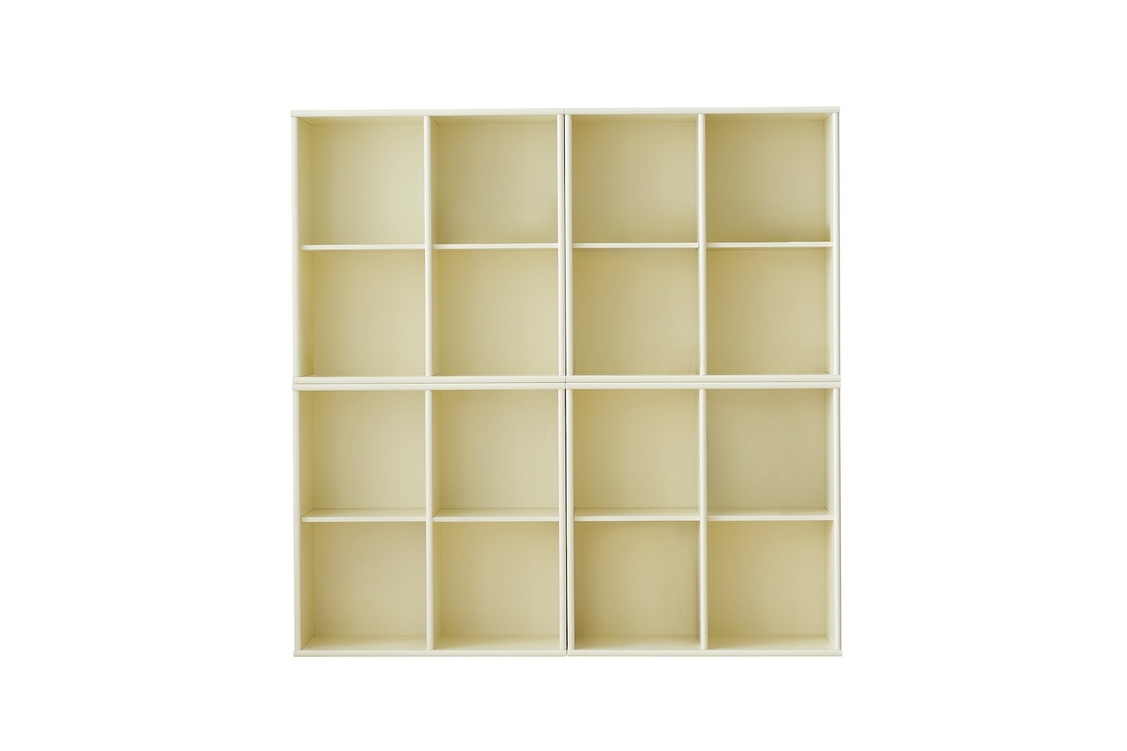 Mistral Bokyller 140x140x27cm. Lakkert farget eik i lys gul. Veggmontert. 4stk.
