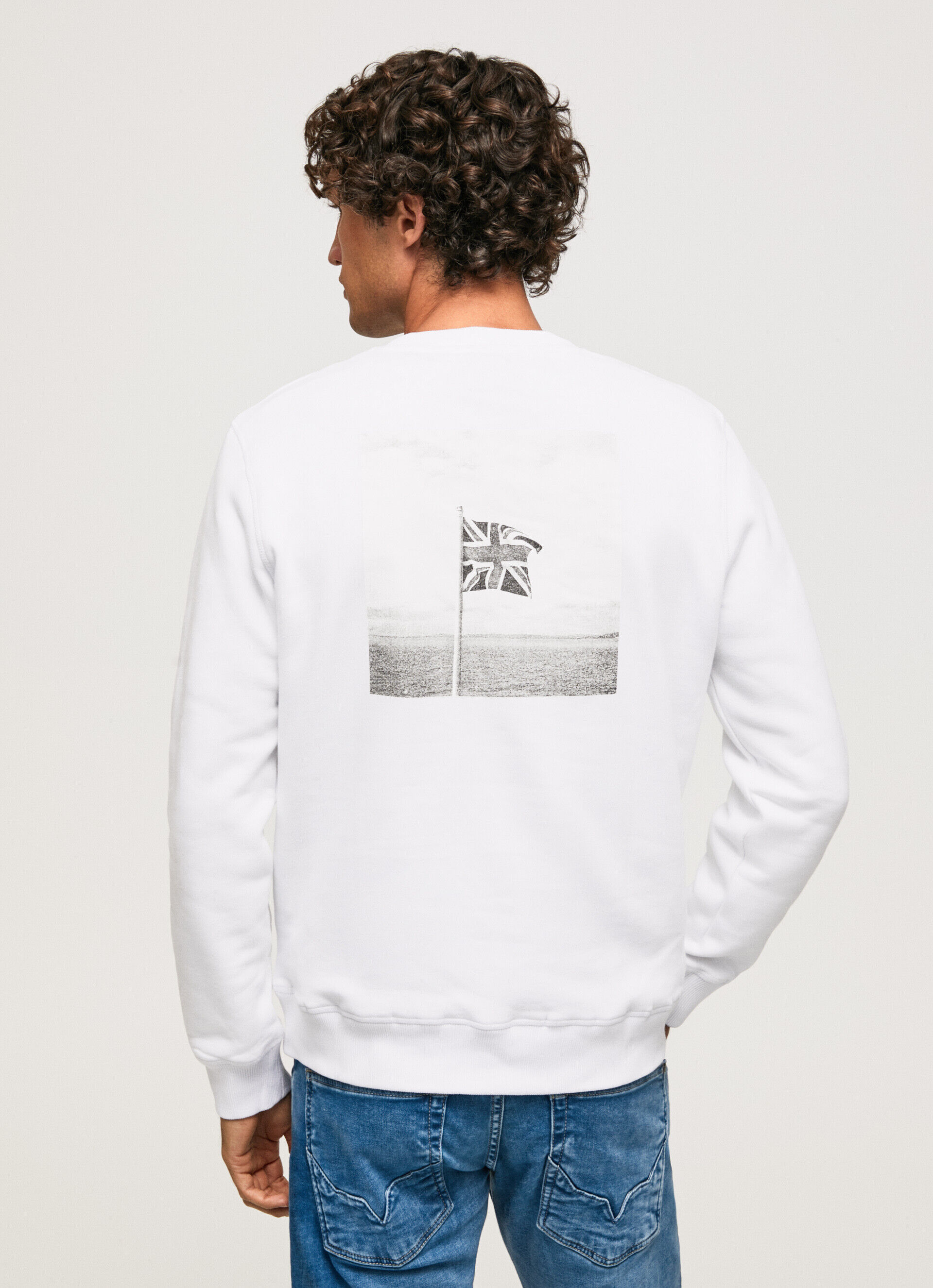 MOLETOM COM ESTAMPA FOTOGRÁFICA - branco